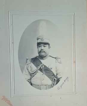 Li Yuan Hong